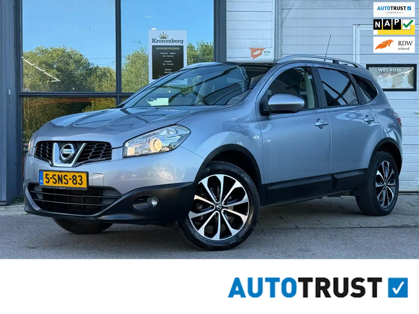 Nissan Qashqai+2 2.0 Connect Edition, 7P, NAP, CRUISECR Gris - 1