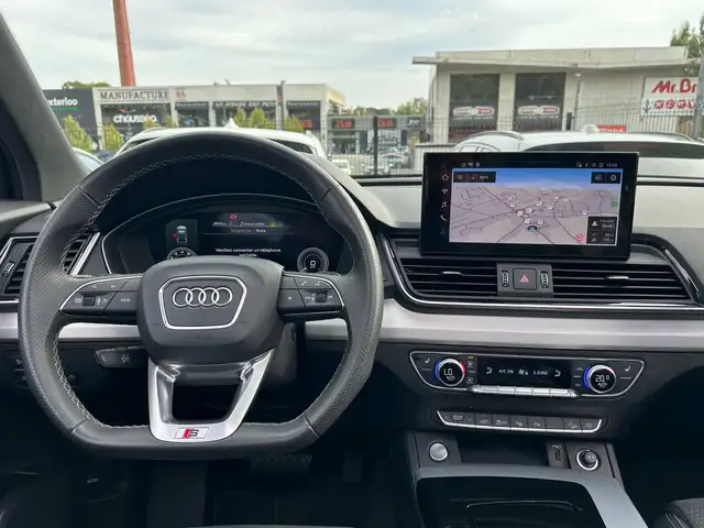 Audi Q5 view 22