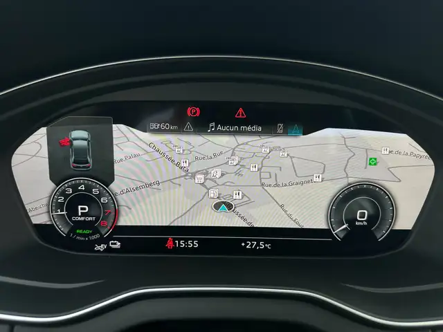Audi Q5 view 14