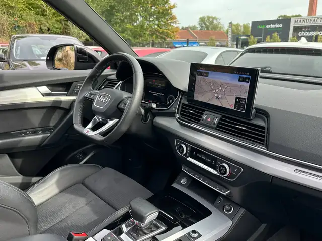Audi Q5 view 20