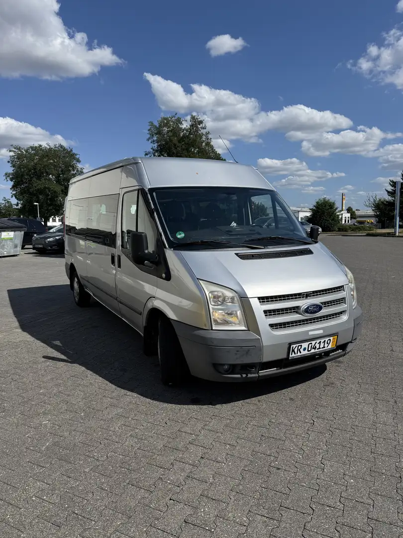 Ford Transit Lang und Gros 9 sitzer * TOP* 2013* Gris - 1