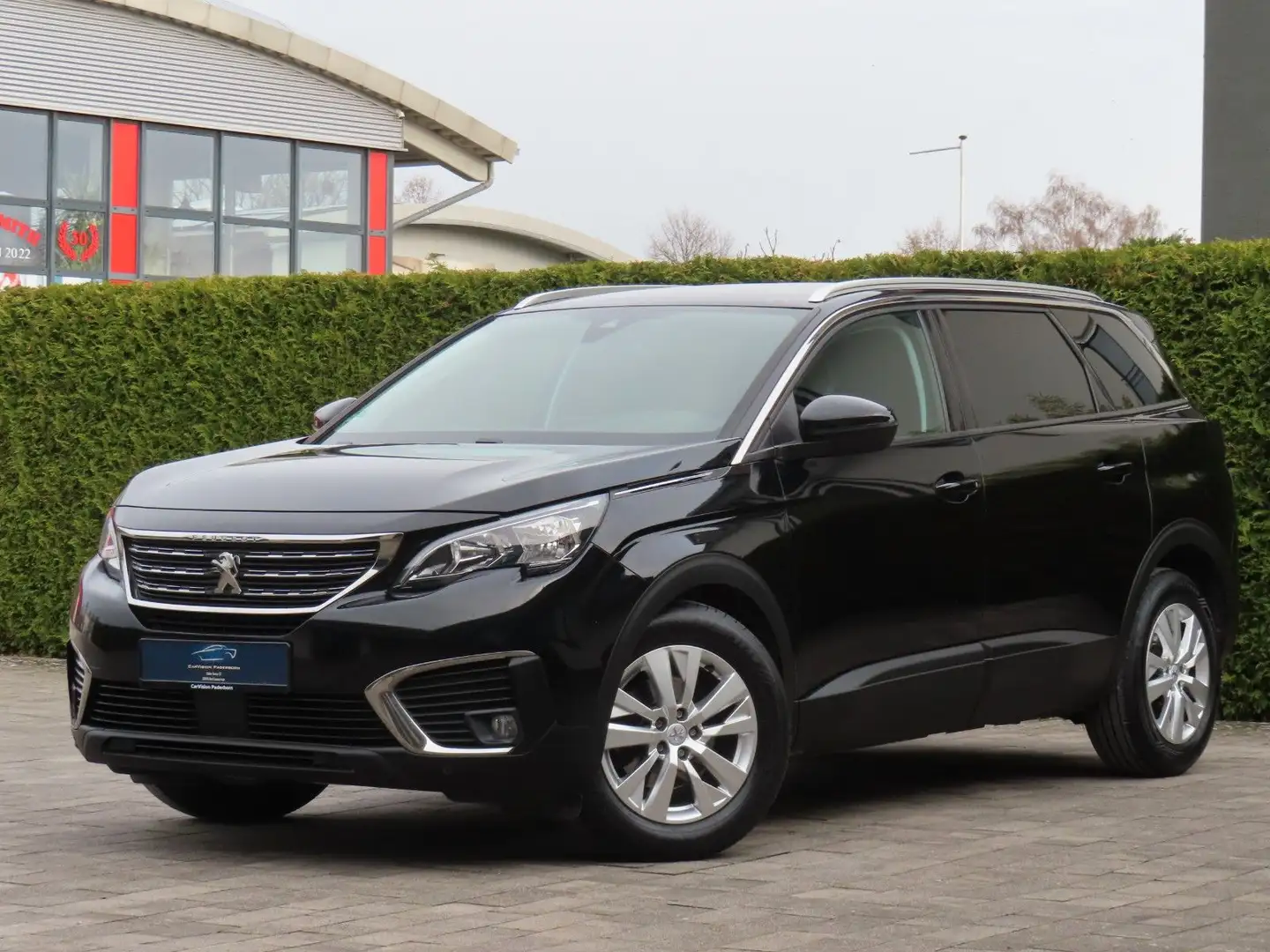 Peugeot 5008 Active *1. Hand / MwSt. ausweisbar* Schwarz - 1