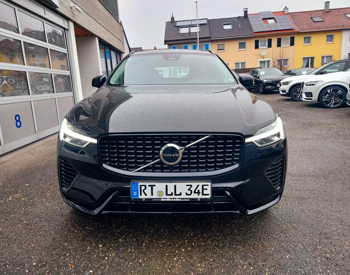 Volvo XC60 T6 AWD Recharge Plus Dark Schwarz - 2