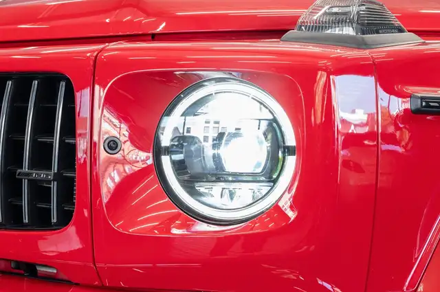 Mercedes-Benz G-Class view 4