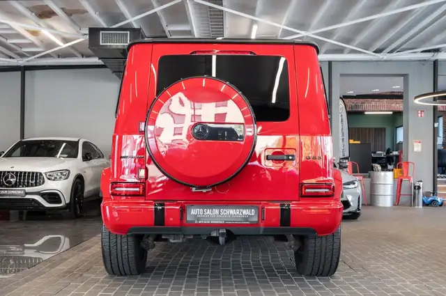 Mercedes-Benz G-Class view 9