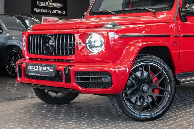 Mercedes-Benz G-Class view 3