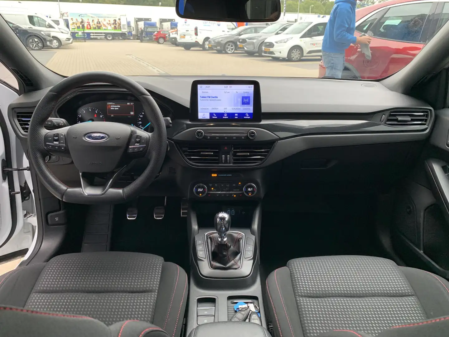Ford Focus 1.0 EcoBoost ST Line 125 PK | Adaptive LED | B&O | Blanc - 2