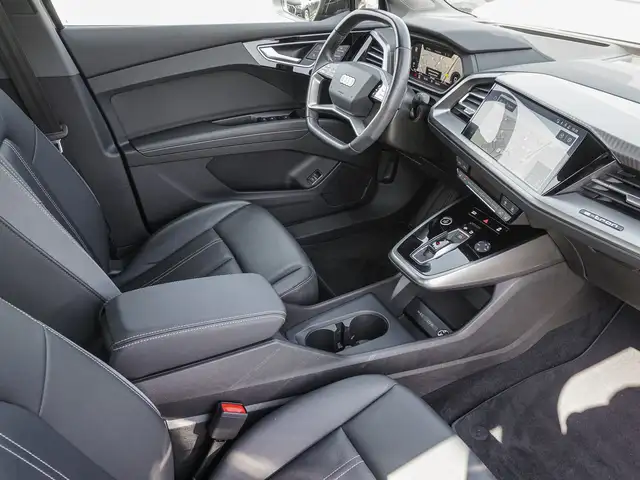 Audi Q4 E-Tron view 8