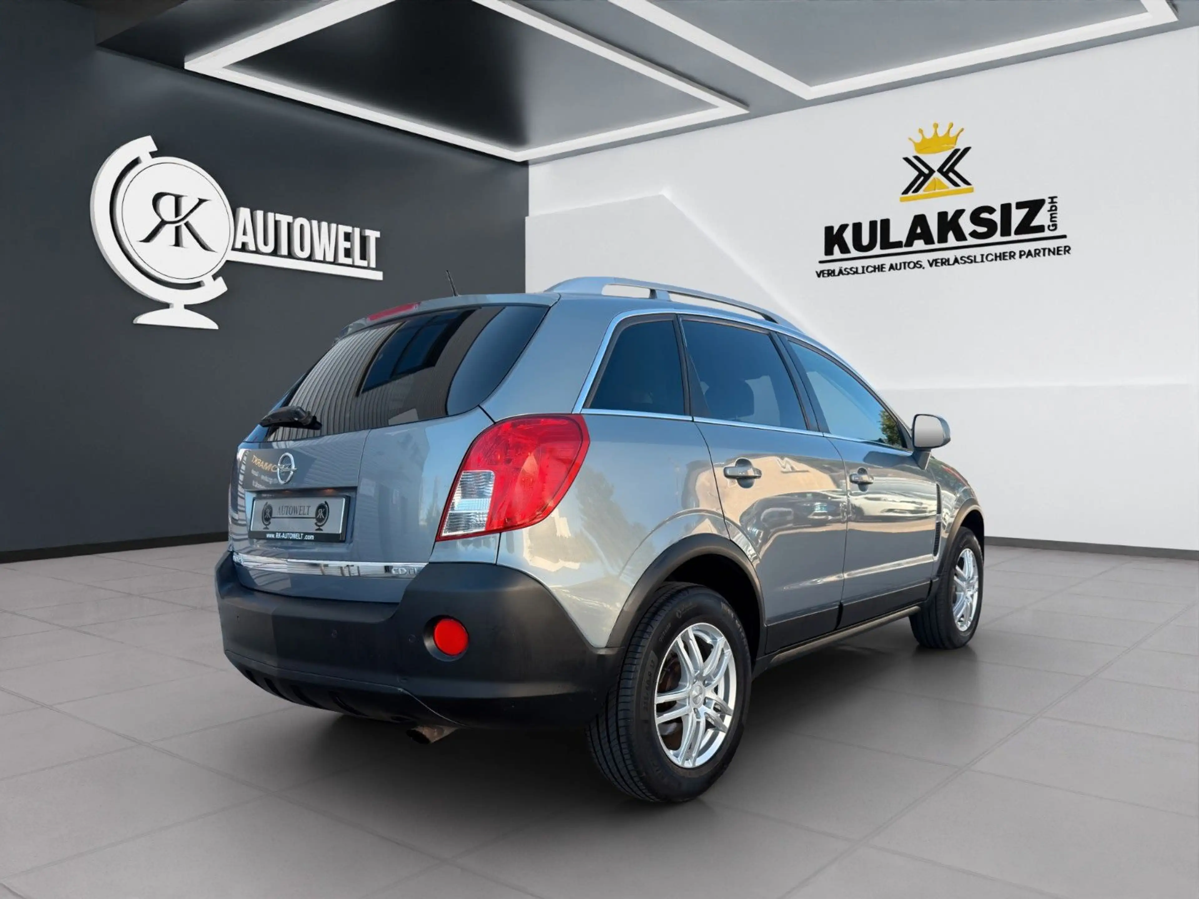 Opel Antara Design Edition 4x2*NAVI*PDC*SHZ*TÜV NEU* — photo 5