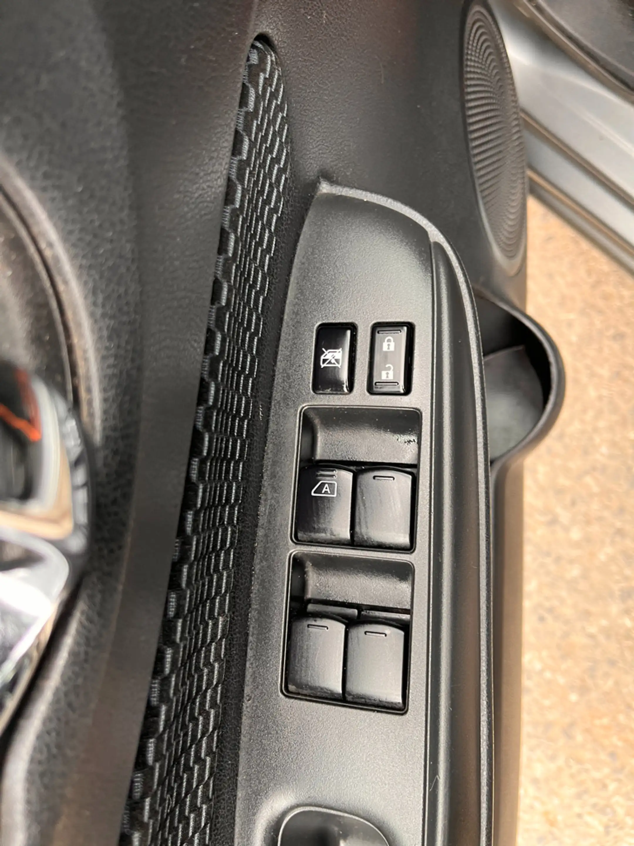 Nissan Note Note 1.2 DIG-S N-TEC — photo 13