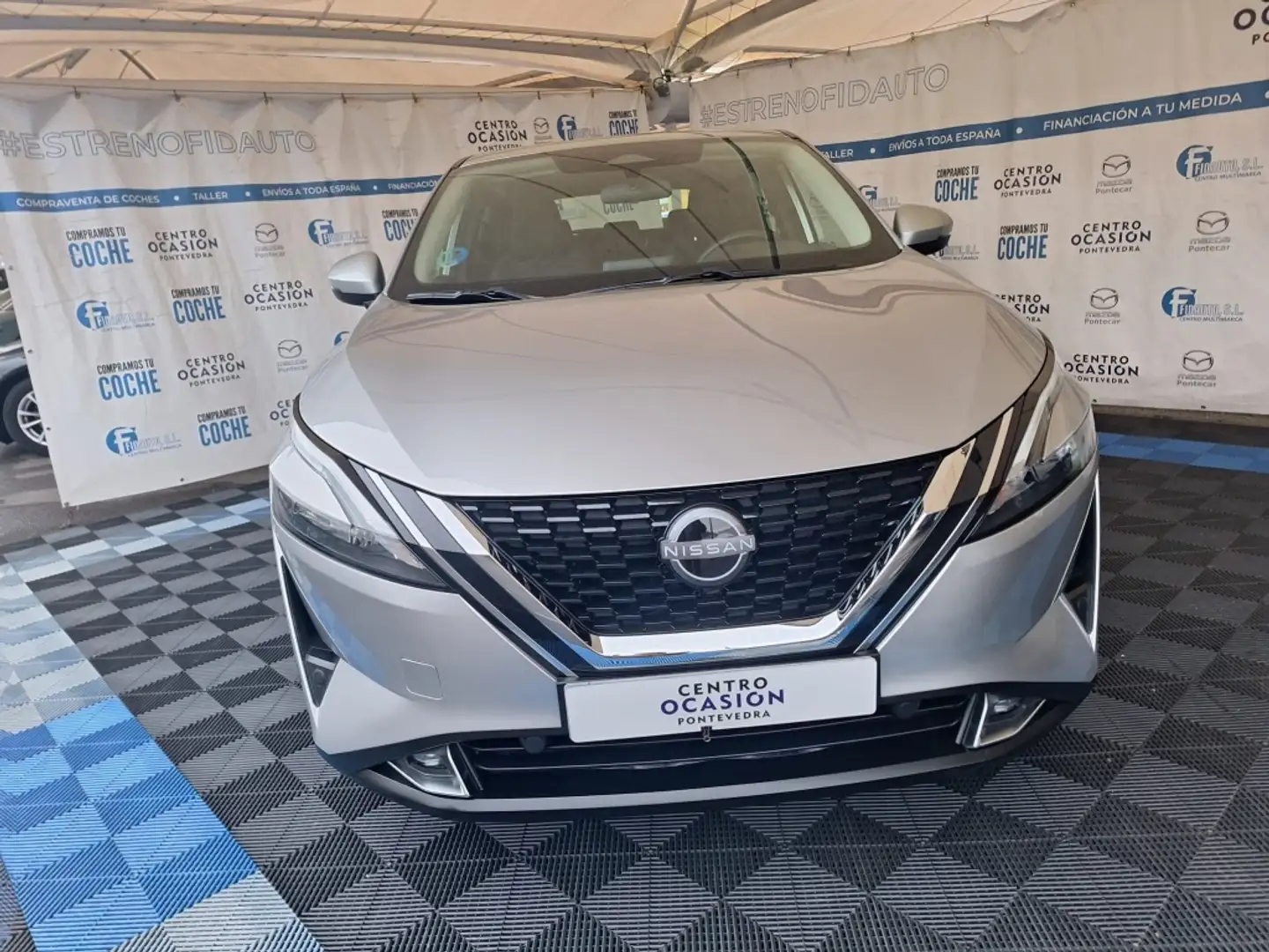 Nissan Qashqai 1.3 DIG-T mHEV 12V Acenta 4x2 Aut. 116kW Gris - 2