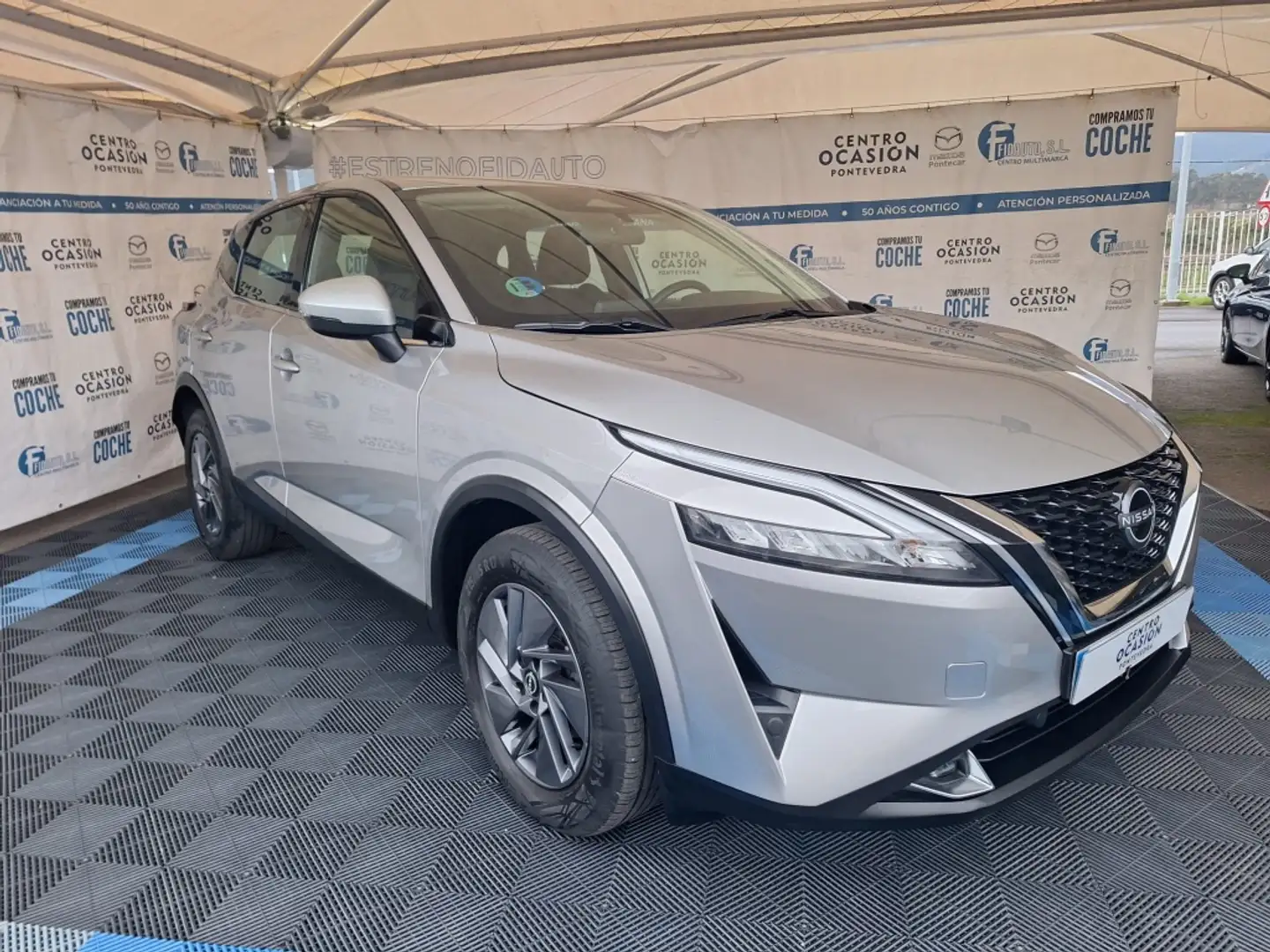 Nissan Qashqai 1.3 DIG-T mHEV 12V Acenta 4x2 Aut. 116kW Gris - 1