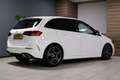 Mercedes-Benz B 180 *AMG Pack* Panoramadak/Navi/Camera/Diamond Gril/'1 Wit - thumbnail 3