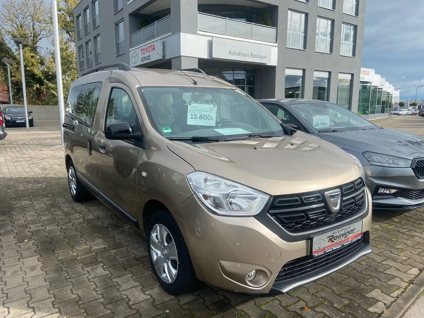Dacia Dokker Comfort Turbo*AHK,Klima,PDC hinten Beige - 2