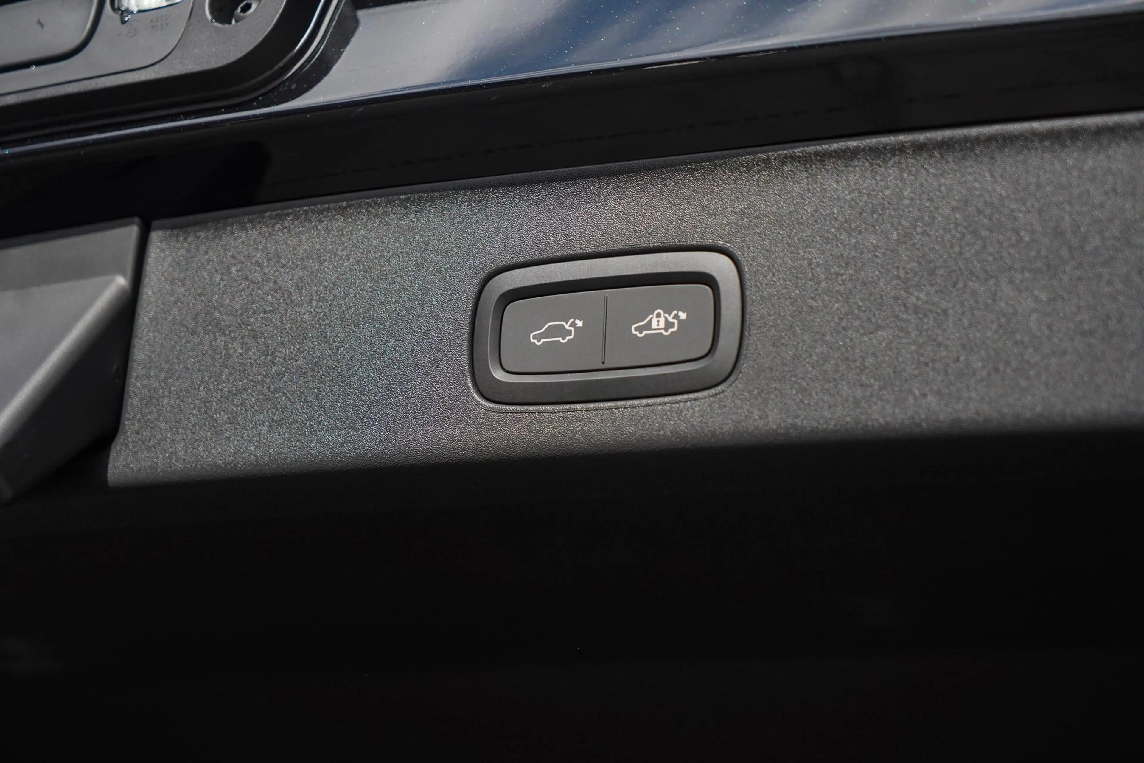 Volvo EX60 P10 AWD Ultra 95 kWh 660Km Range | Bowers&Wilkins — photo 11