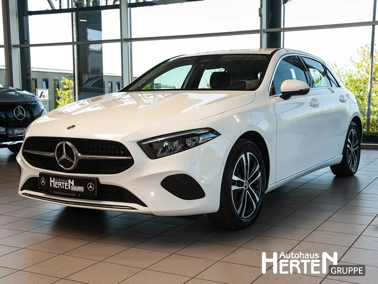 Mercedes-Benz A 250 e+PROGRESSIVE+AHK+LED+R-KAMERA+WINTER-P+