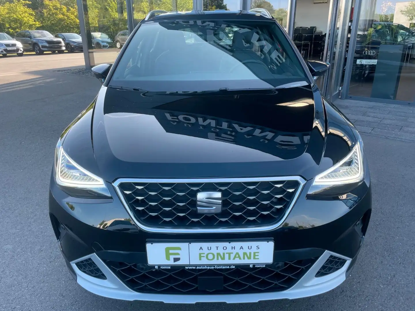 SEAT Arona 1,0TSi Xperience Schalter Navi LED Kamera Schwarz - 2