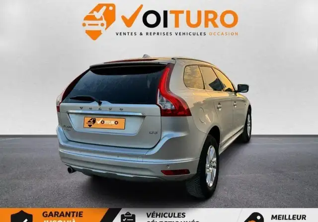 Volvo XC60 view 4