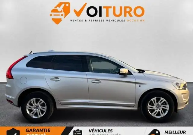 Volvo XC60 view 5