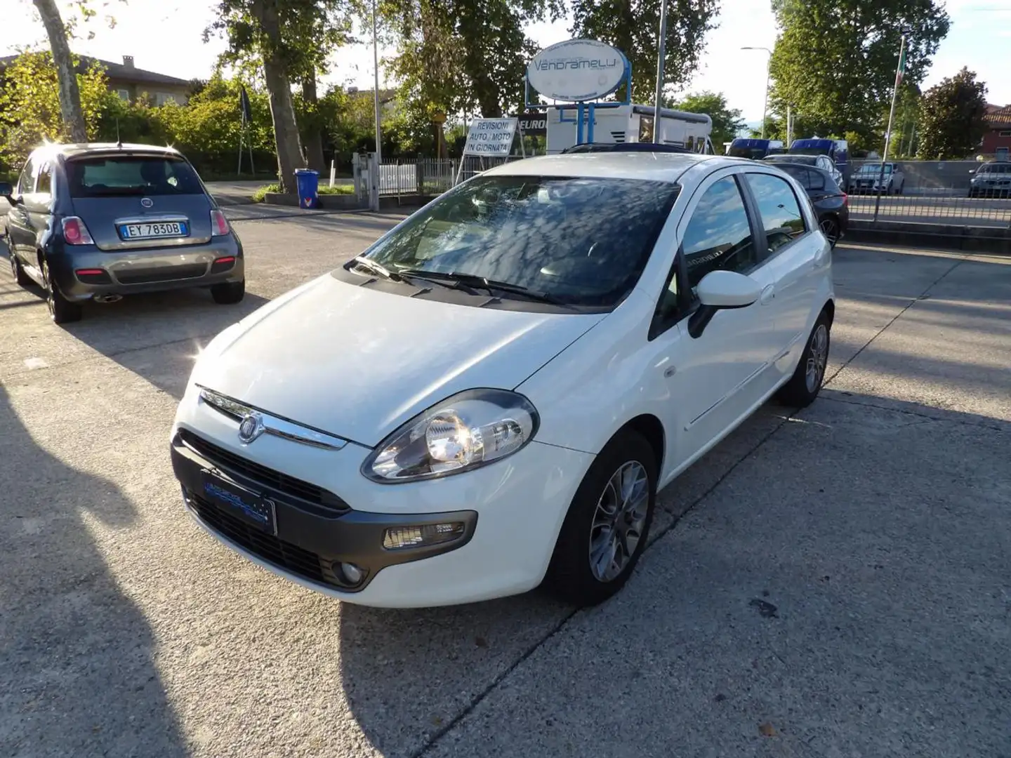 Fiat Grande Punto 1.3 MJT 75 CV 5 porte Actual Blanc - 1