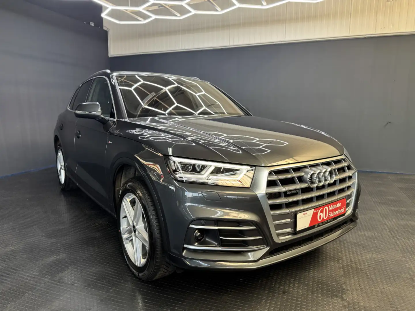Audi Q5 50 TFSI e quattro sport*3J.Garantie*VOLL* Grau - 1