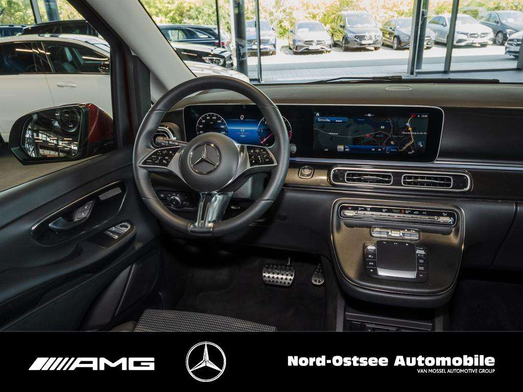 Mercedes-Benz V 250
