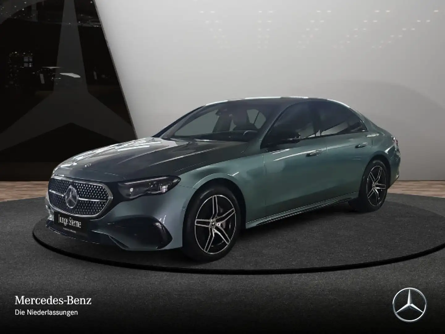 Mercedes-Benz E 300 de Hybrid AMG 360° Pano Burmester Distr. PTS Argent - 2