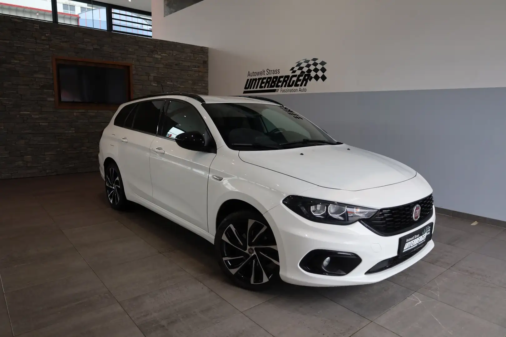 Fiat Tipo Kombi 1.4 Turbo S-Design Weiß - 1