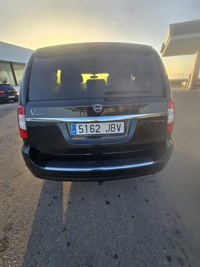 Lancia Voyager 2.8CRD Edición Especial S 177 Aut. - 2