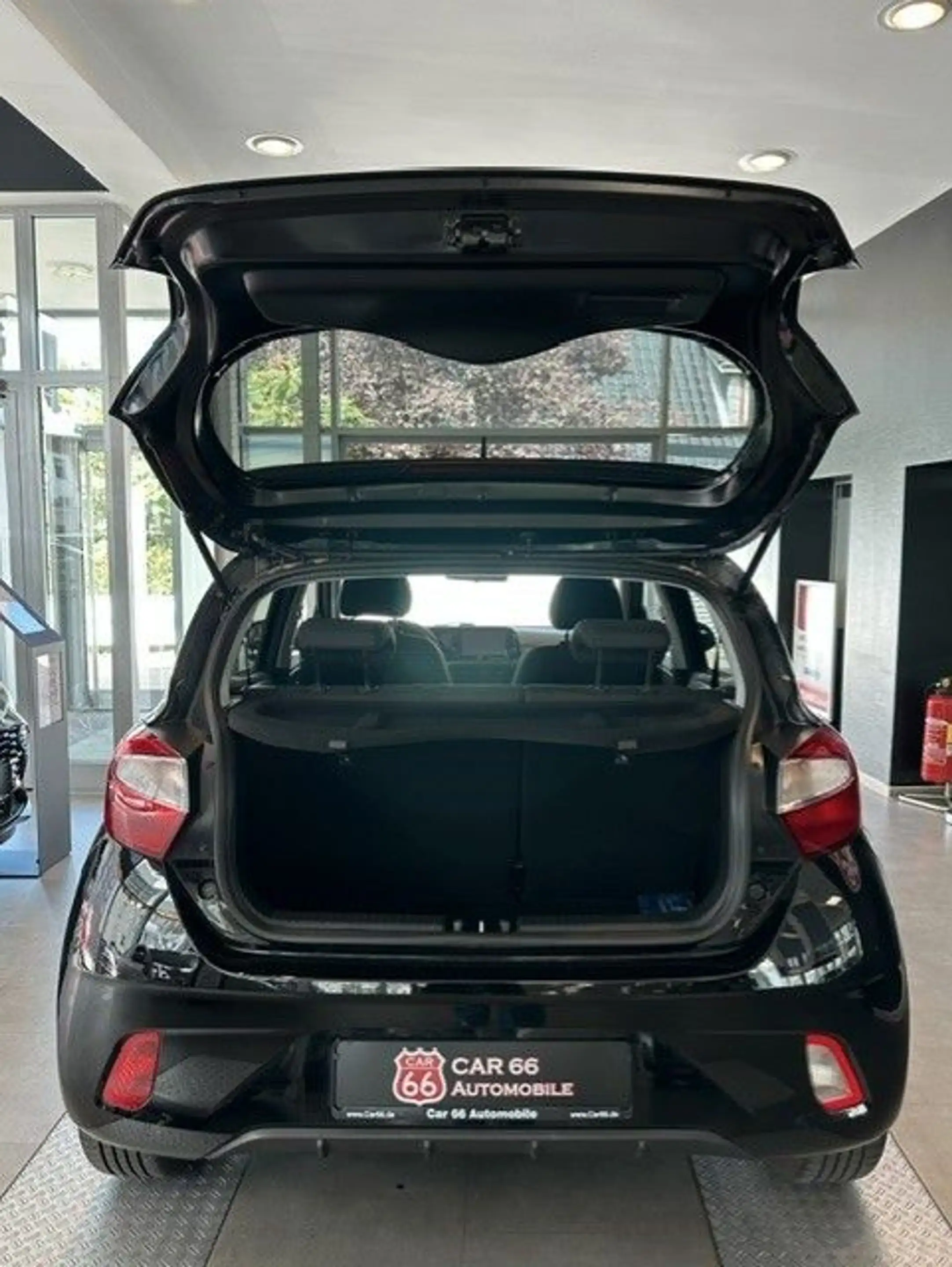 Hyundai i10 Edition 30 — photo 7