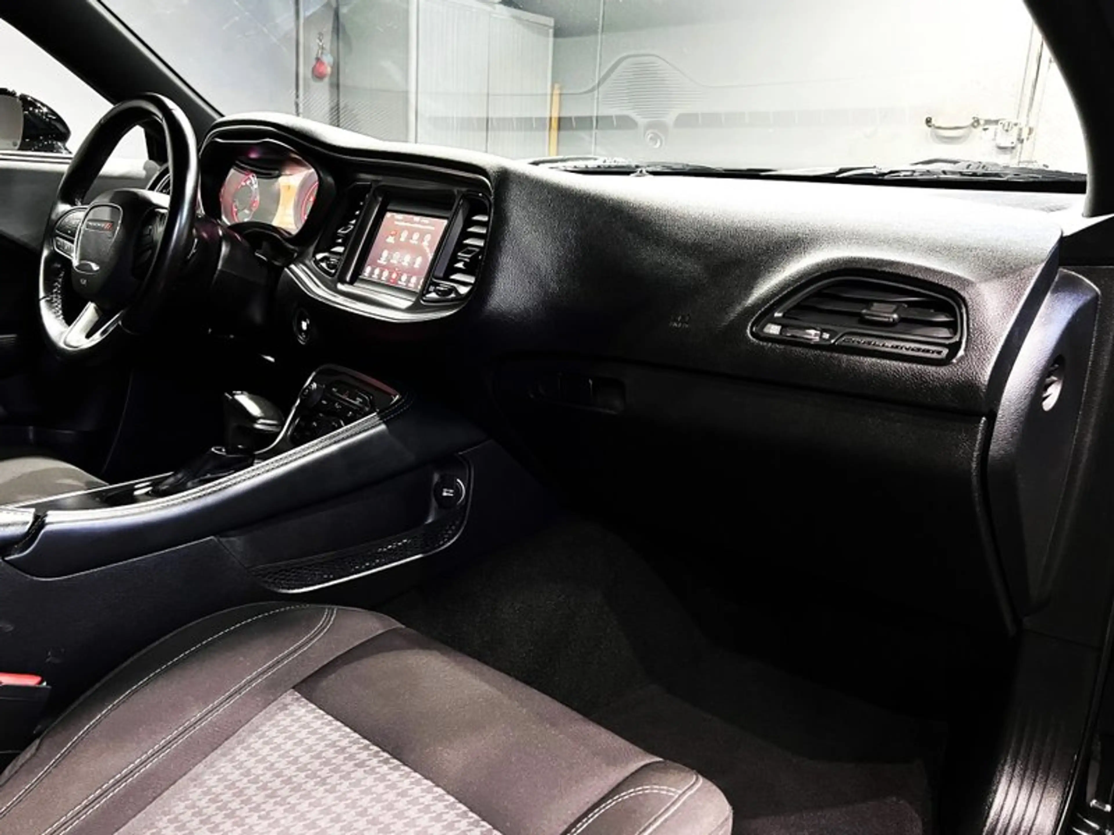 Dodge Challenger 3.6 V6 |DEUTSCHER AUSFÜHRUNG|AUTOM|LED — photo 15