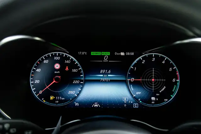 Mercedes-Benz C-Class view 14