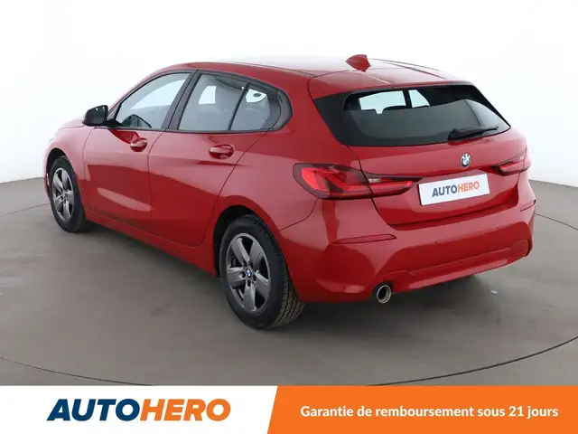 BMW 1 Series view 4