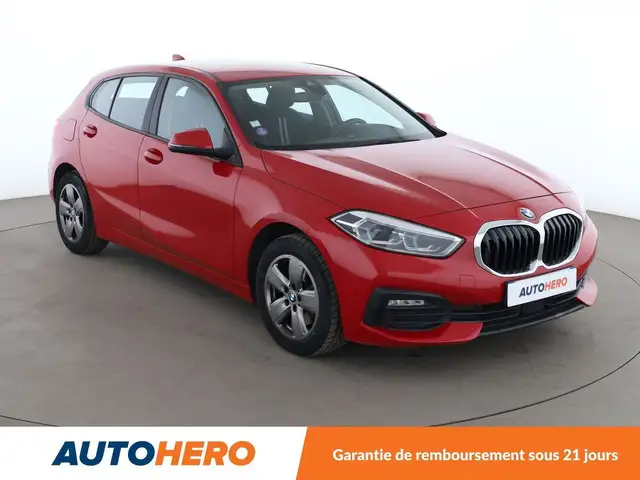 BMW 1 Series view 8