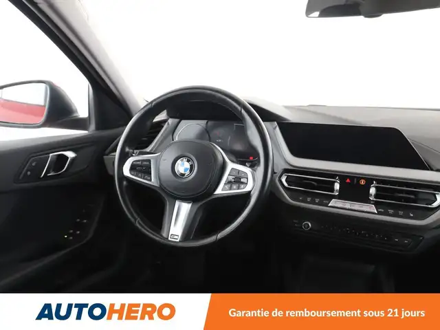 BMW 1 Series view 13