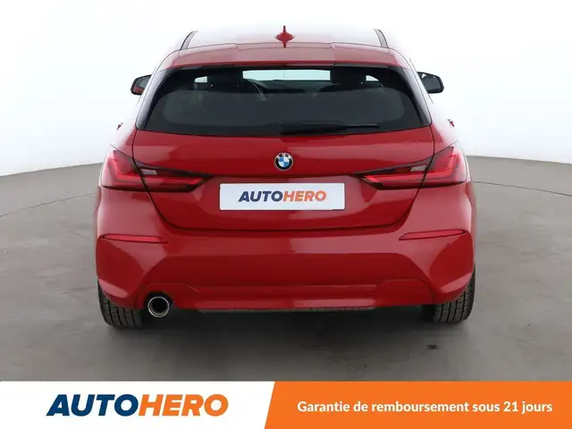 BMW 1 Series view 5