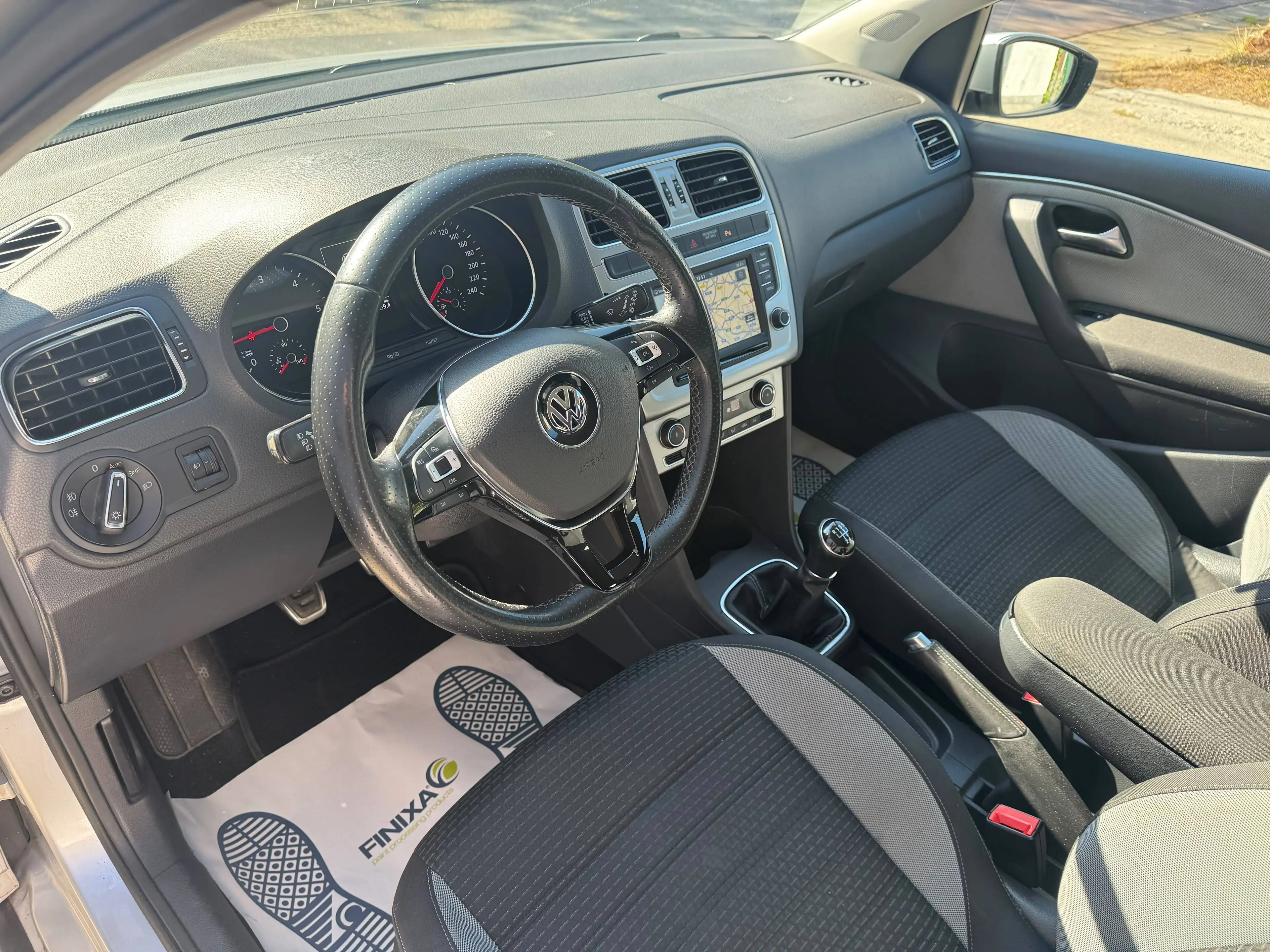 Volkswagen Polo Cross Cross polo 1.4 TDi BMT 6B 2015 89000 KM — photo 15