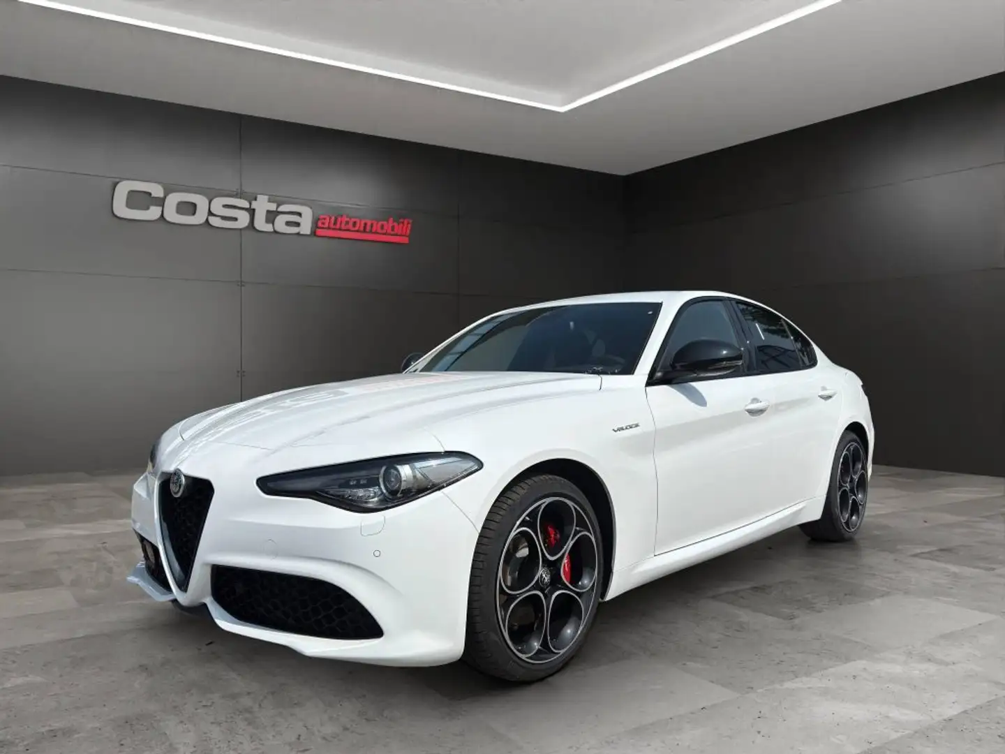 Alfa Romeo Giulia 2.2 Turbodiesel 210 CV AT8 AWD Q4 Veloce Bianco - 2