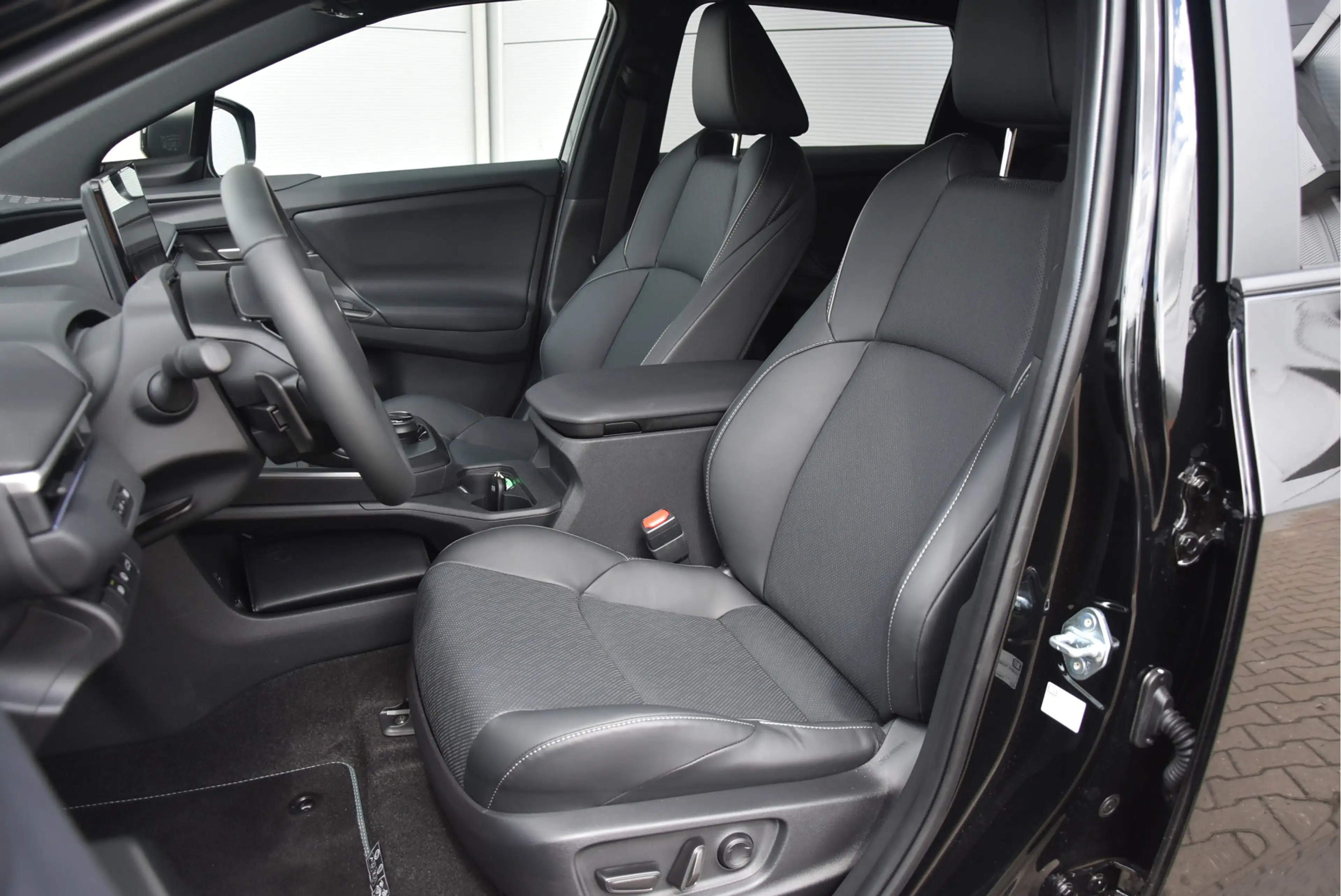 Subaru E-OUTBACK 4E-xperience 74.7 kWh — photo 19