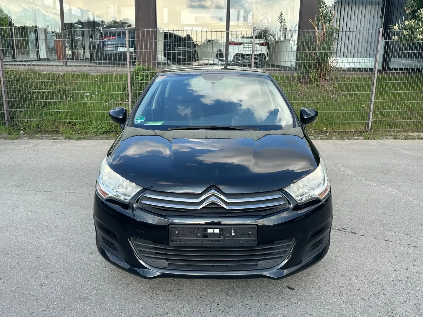 Citroen C4 Lim. Attraction Klima TÜV Чорний - 2