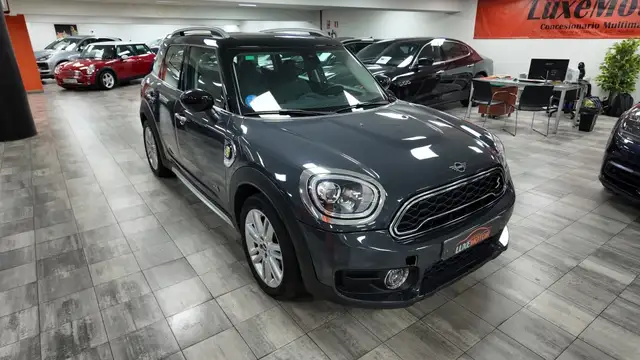 Mini Cooper Cooper view 8