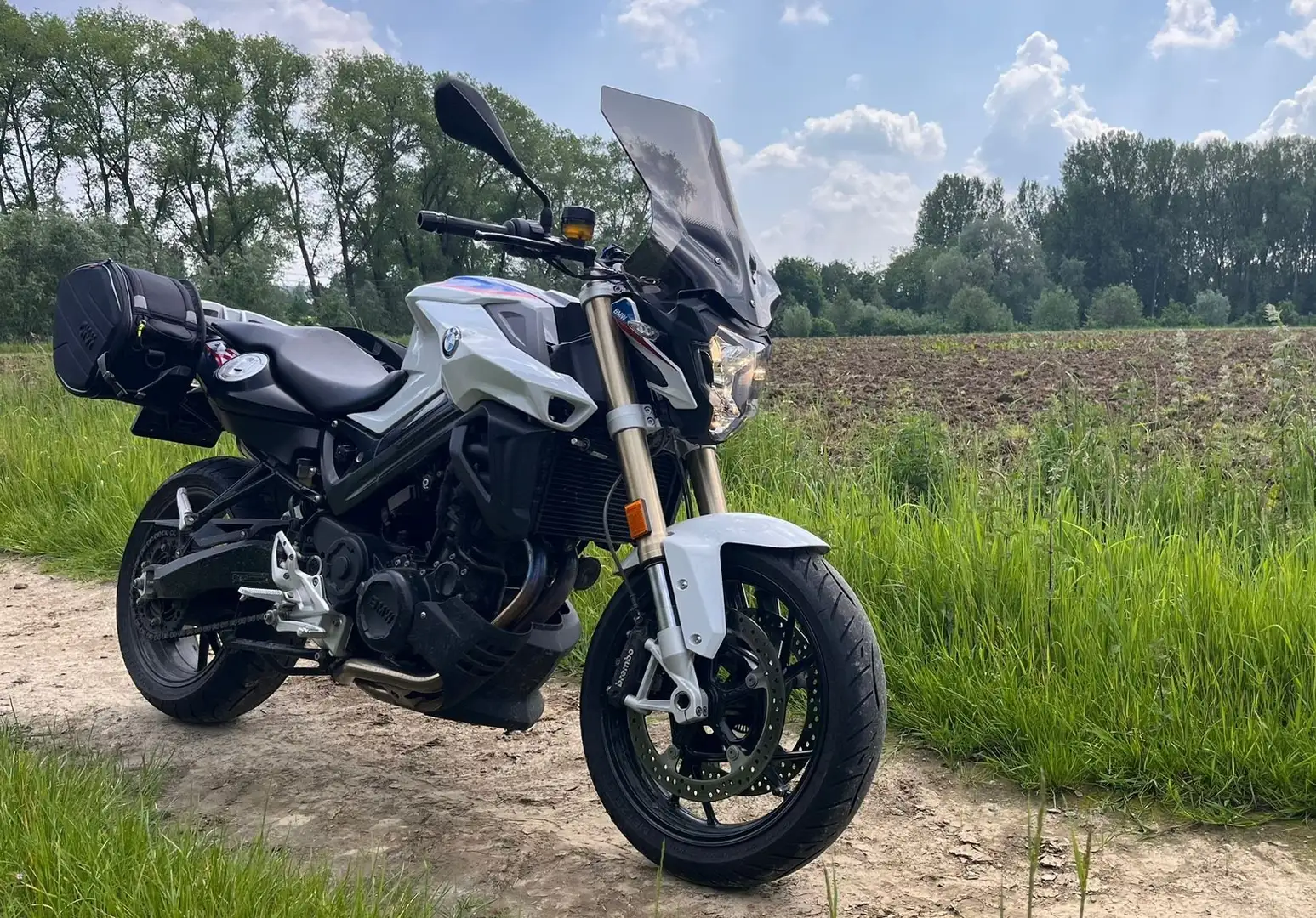 BMW F 800 R White - 1