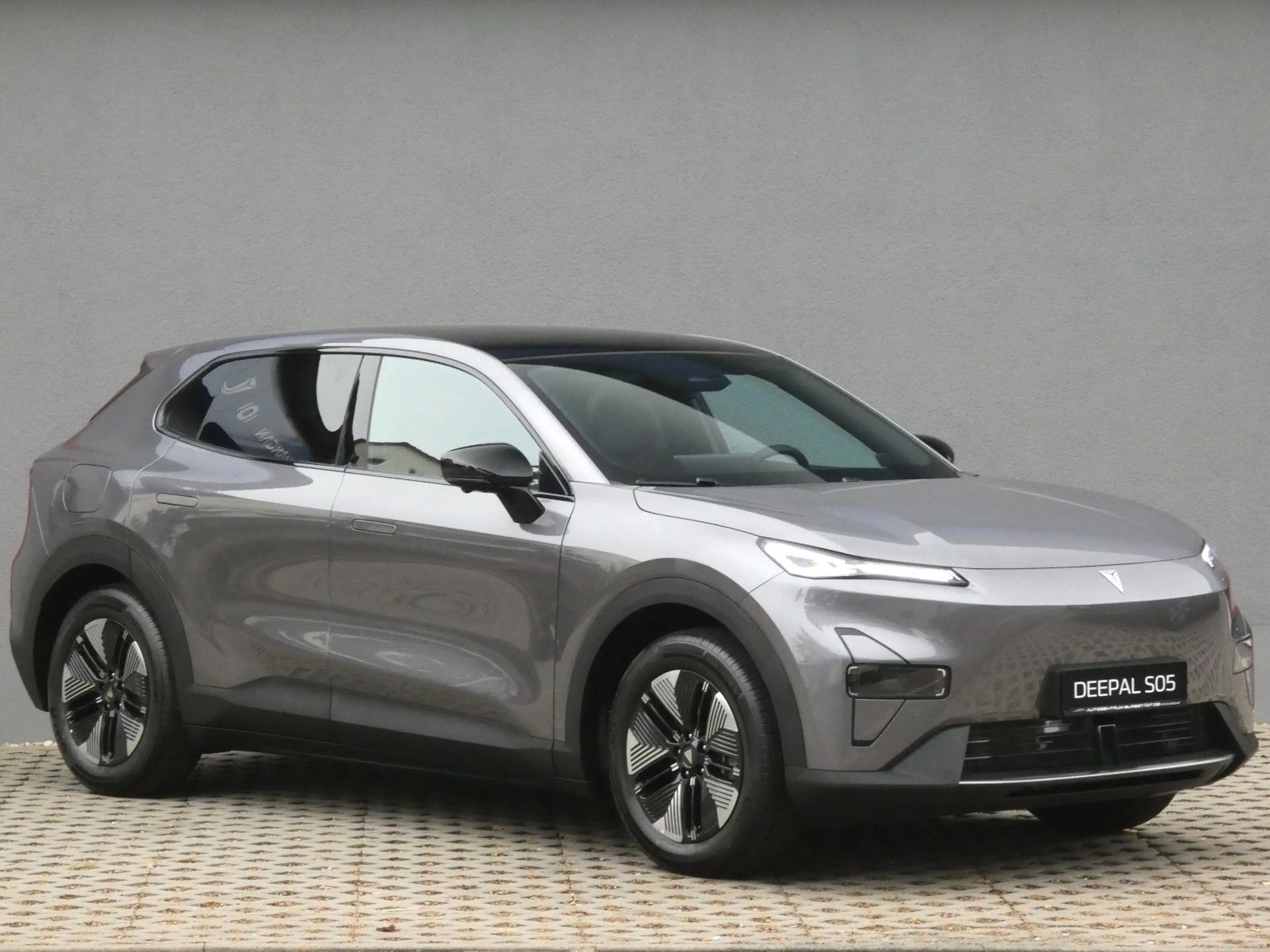 Changan Deepal S05 1.5 PHEV FWD Max/Panoramadach/18"LMF — photo 4
