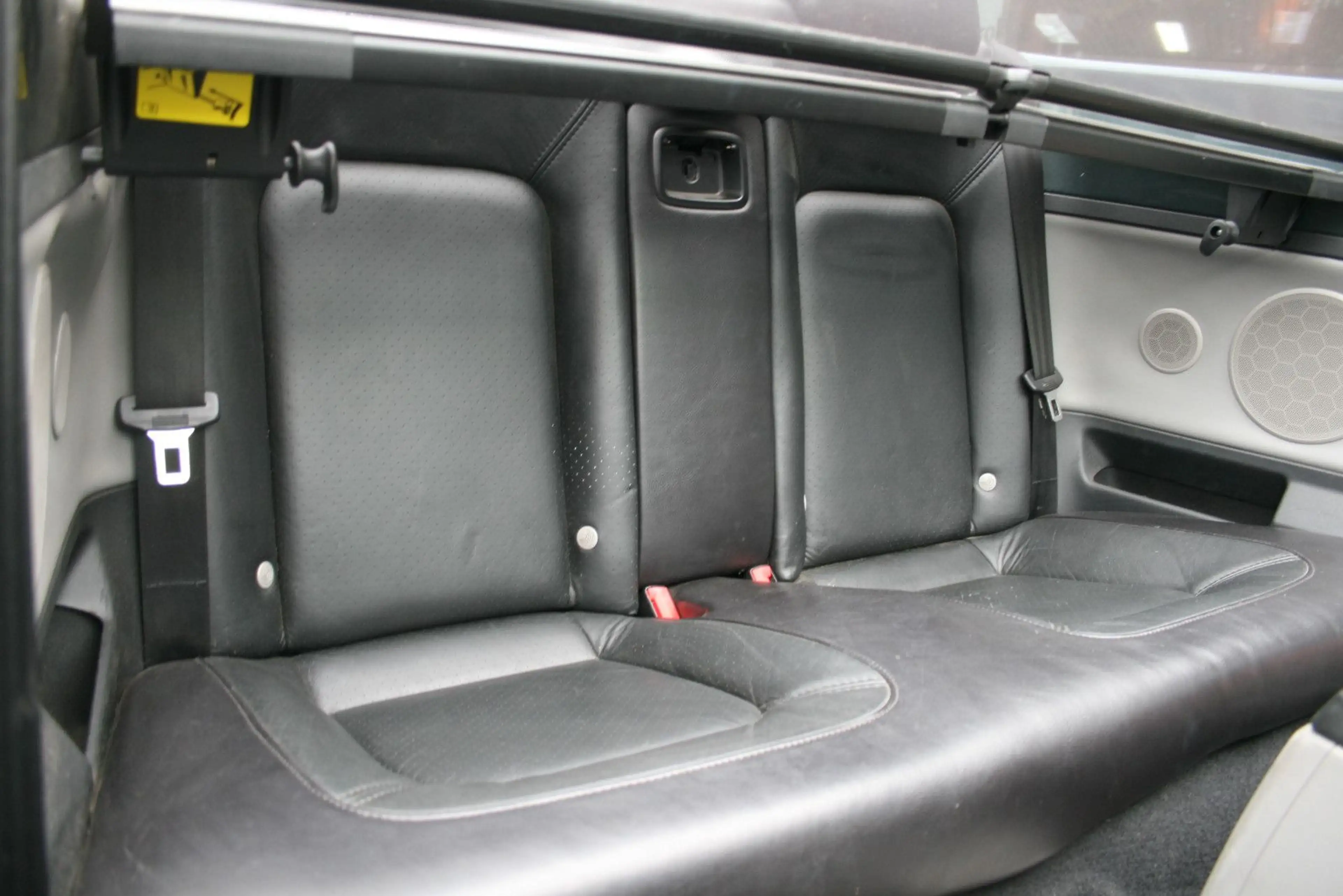 Volkswagen New Beetle Cabriolet 2.0 Highline — photo 11