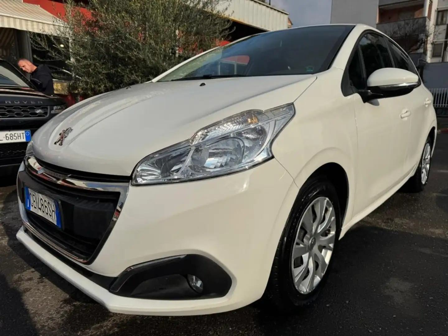Peugeot 208 BlueHDi 100CV S&S 5 porte Van Active Weiß - 1