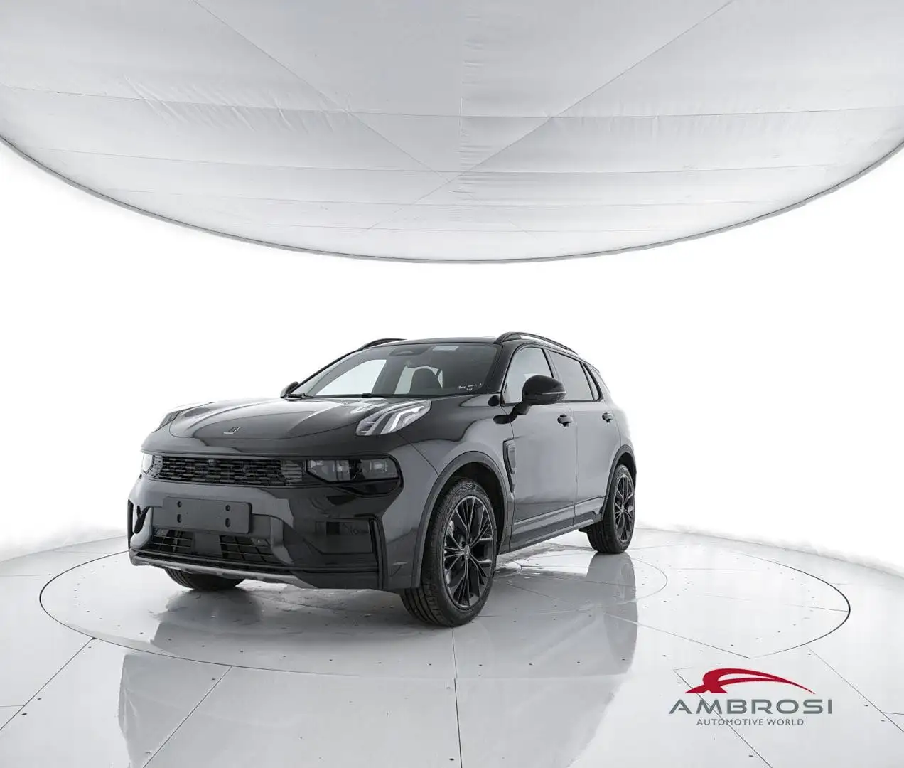 Lynk & Co 01 PHEV CORE Negro - 1