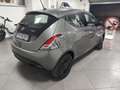 Lancia Ypsilon 1.0 FireFly 70cv Hybrid Silver Grau - thumbnail 4