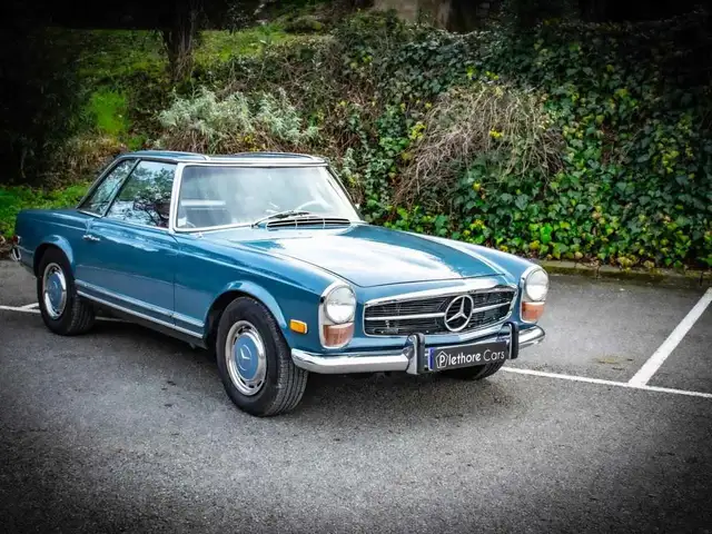 Mercedes-Benz 280 SL Pagode boîte manuelle