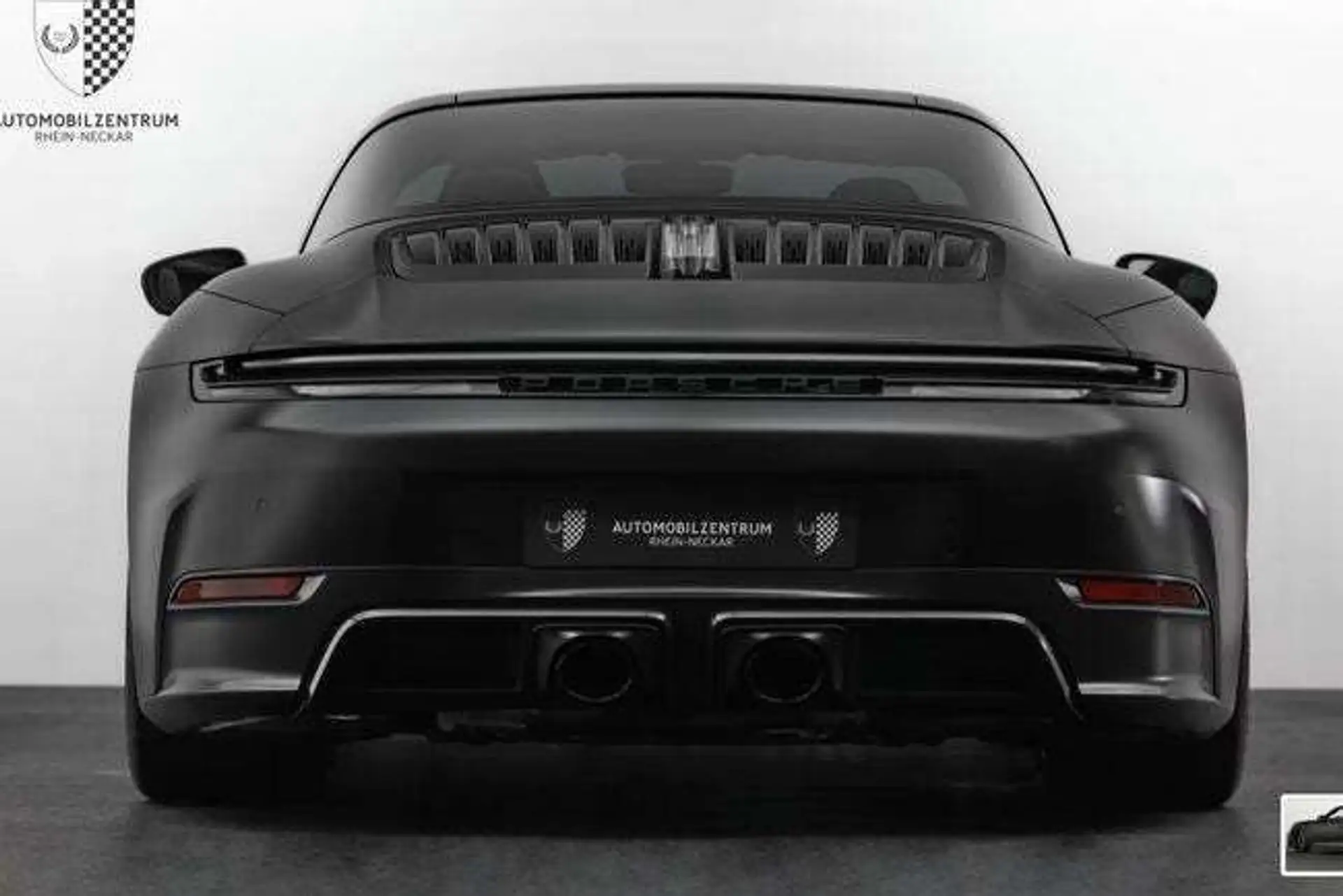 포르쉐 911 Turbo S Coupe 2025 검정 사진 6
