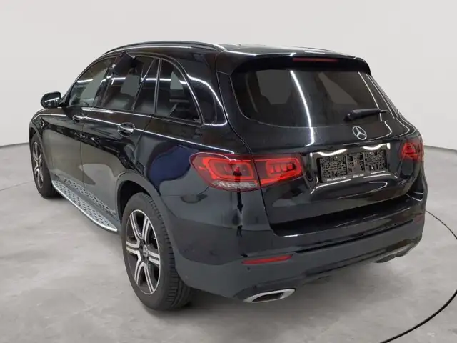 Mercedes-Benz GLC view 5